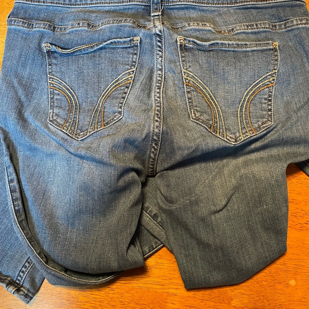 Hollister Low Rise Bootcut jeans size 11L 30 x 34
